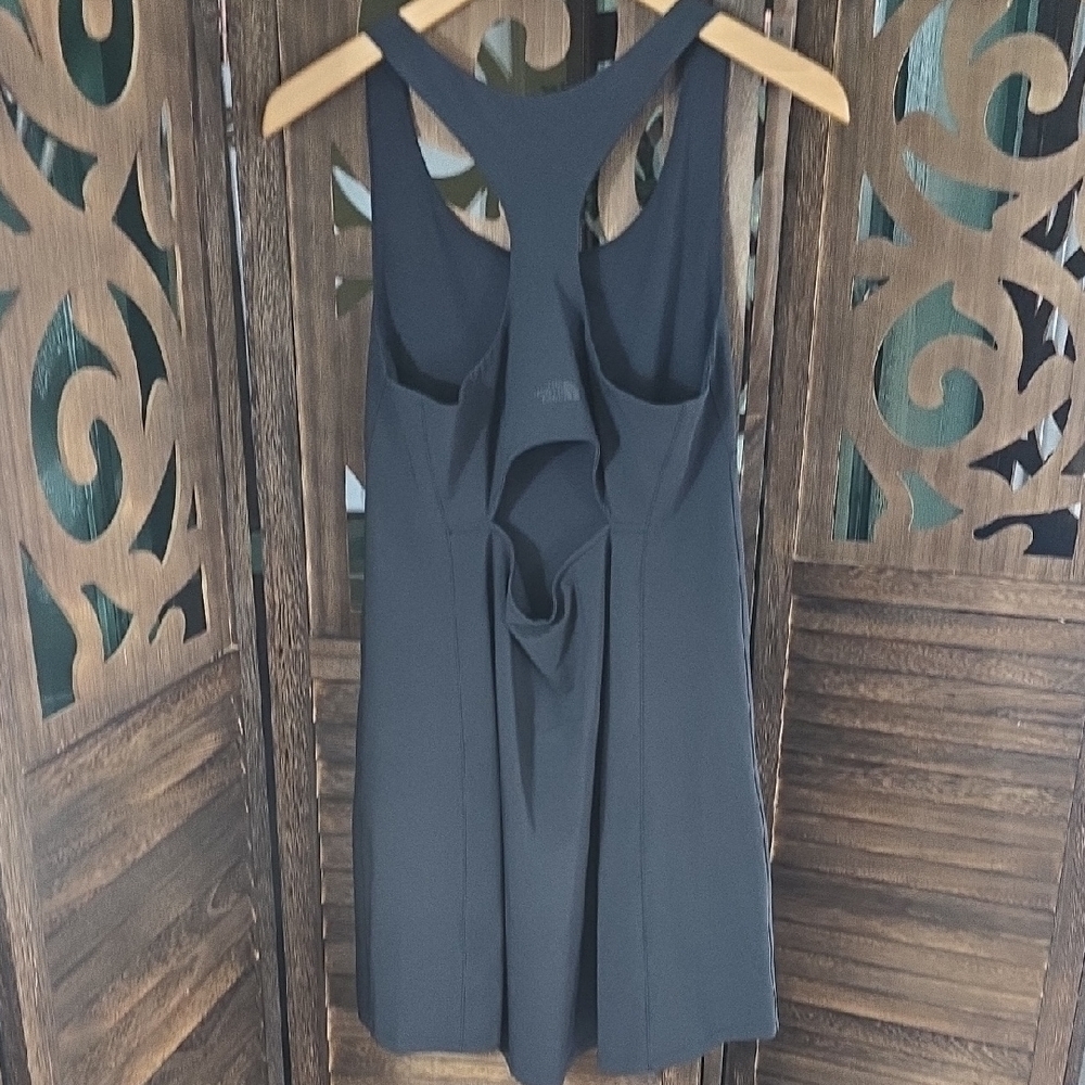 The North Face Sleeveless Black Mini Dress With Shorts - Picture 2 of 6